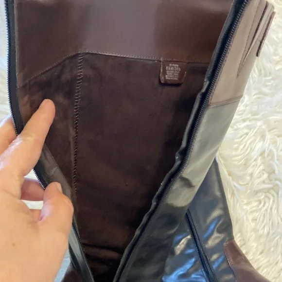 Vince Camuto Karen Equestrian Leather
Boot Brown & Black 6 1/2 M - Picture 16 of 17